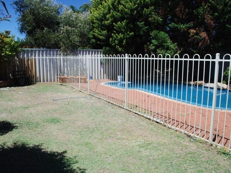 9 Alaric Court, Parkwood WA 6147