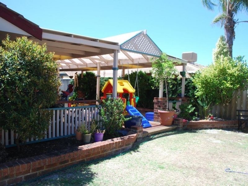 9 Alaric Court, Parkwood WA 6147