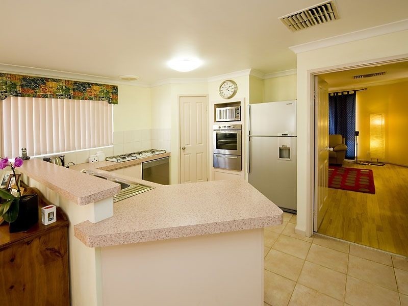 2 Tippett Court, Willetton WA 6155