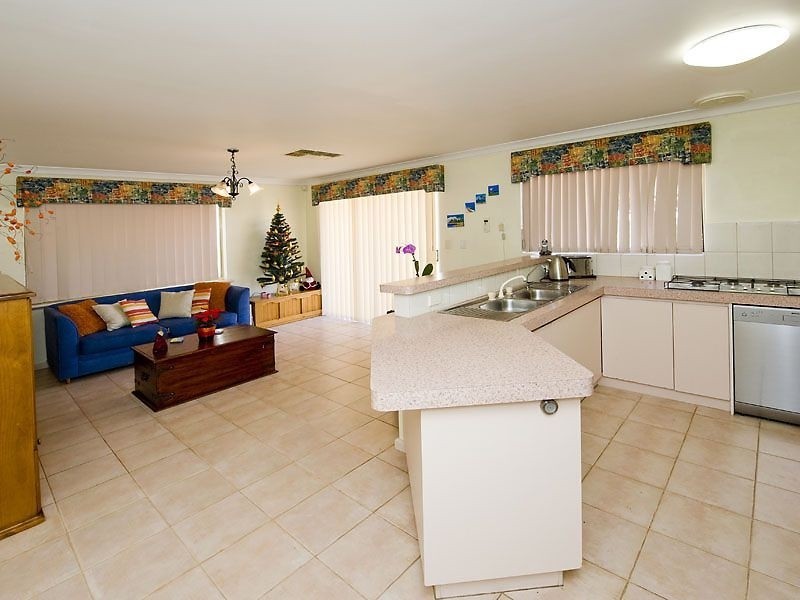 2 Tippett Court, Willetton WA 6155