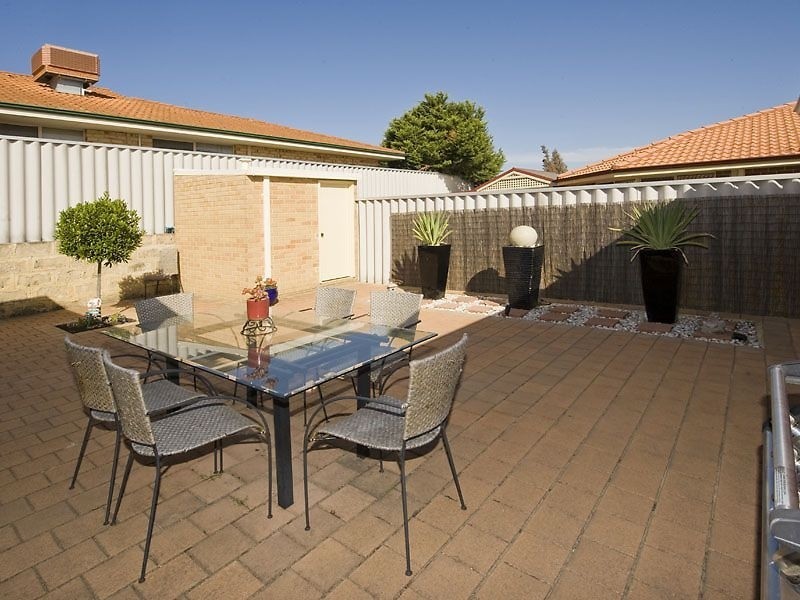 2 Tippett Court, Willetton WA 6155
