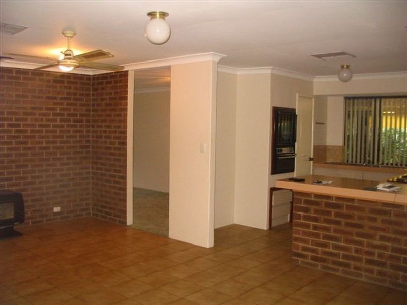 3 Bulrush Drive, Bibra Lake WA 6163