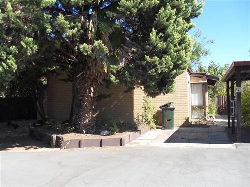 7/12 Watling Ave, Lynwood WA 6147