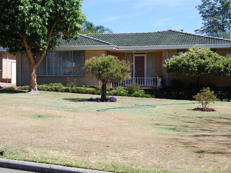 14 Glencoe Road, Ardross WA 6153