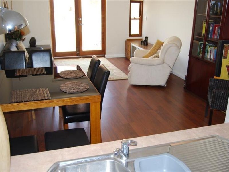 92/18 Port Quays, Wannanup WA 6210