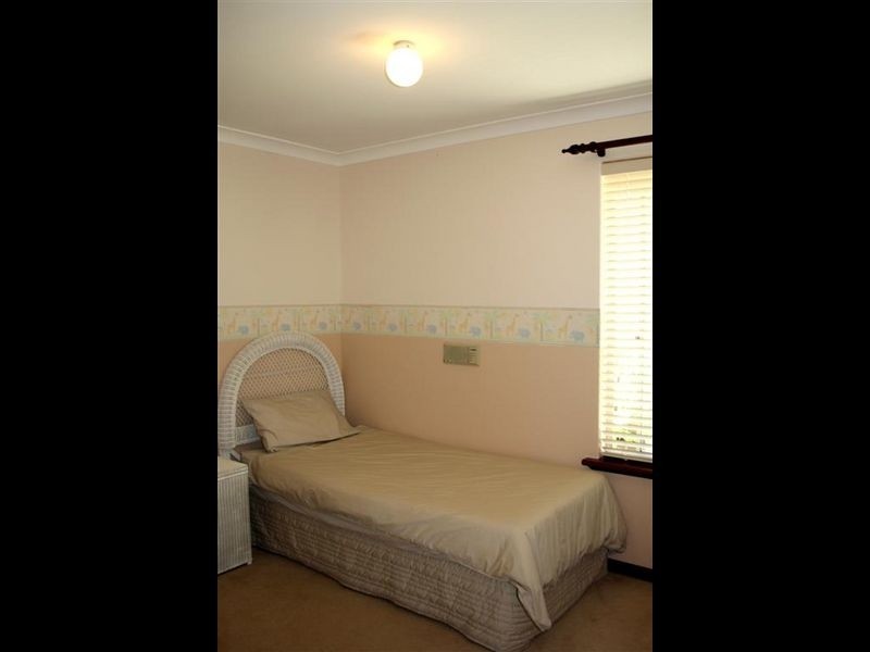 11 Burrendah Boulevard, Willetton WA 6155