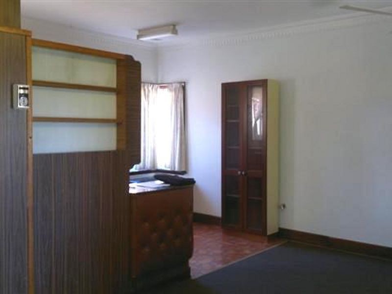 1/10 Andrews Road, Wilson WA 6107