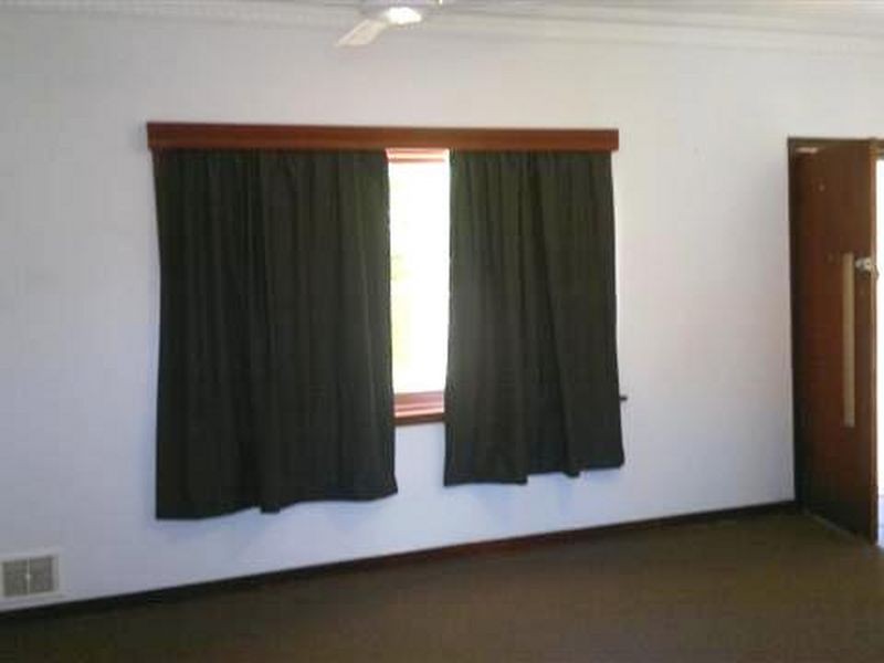 1/10 Andrews Road, Wilson WA 6107