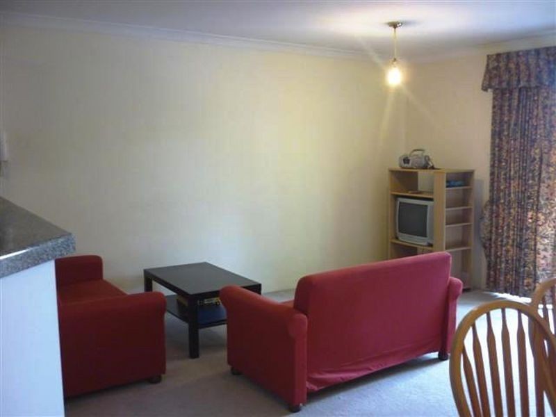 27/40 Wellington Street, East Perth WA 6004