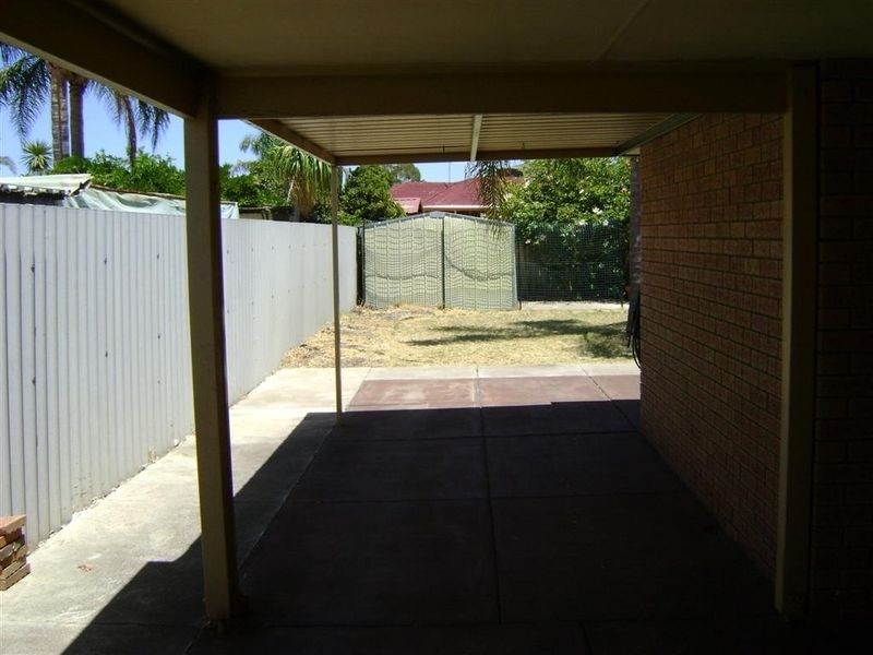 39 Vellgrove Ave, Parkwood WA 6147