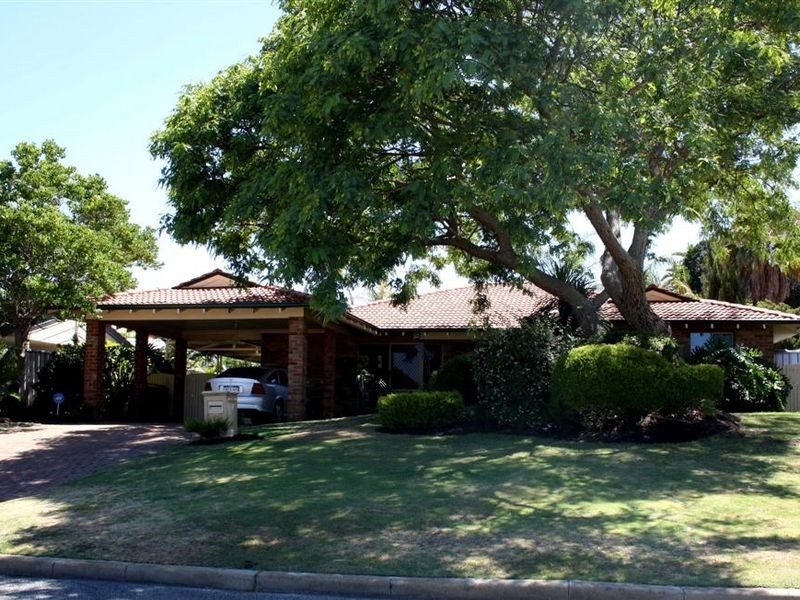 16 Hollingsworth Way, Leeming WA 6149