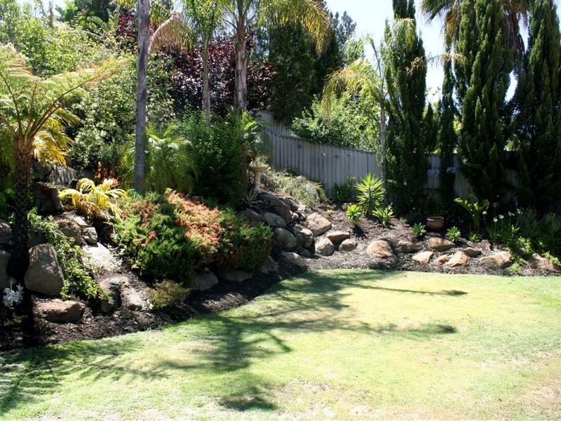 16 Hollingsworth Way, Leeming WA 6149