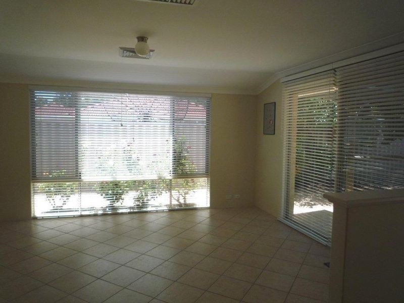 14 Huntley Close, East Cannington WA 6107