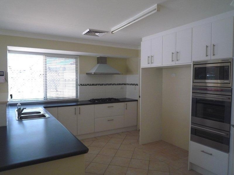 14 Huntley Close, East Cannington WA 6107