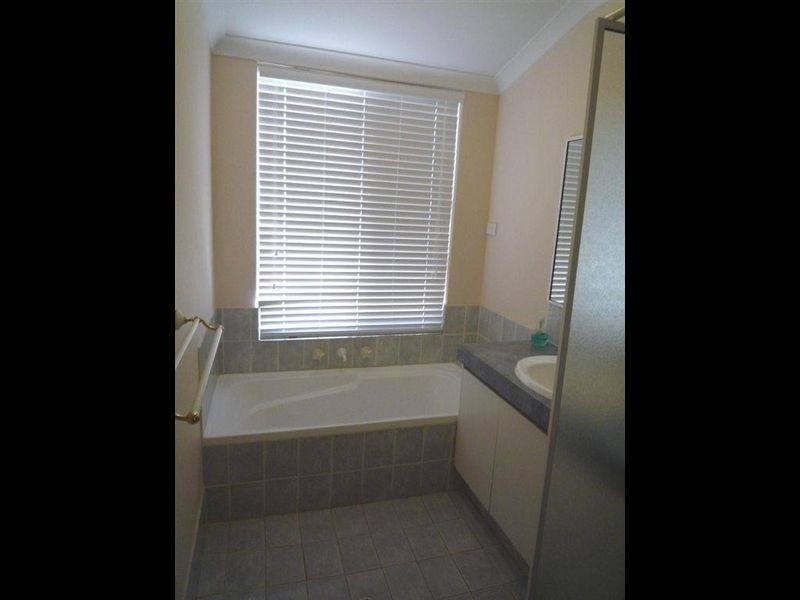 14 Huntley Close, East Cannington WA 6107