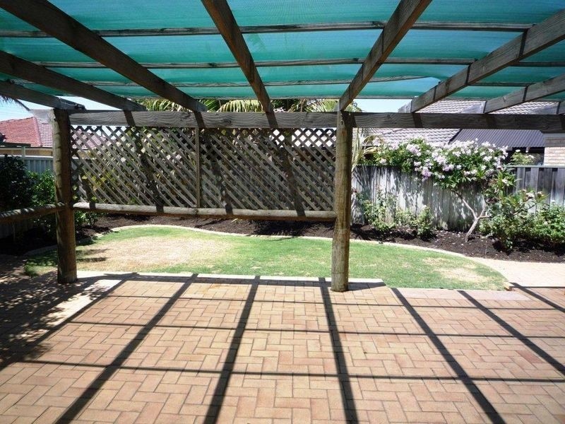 14 Huntley Close, East Cannington WA 6107