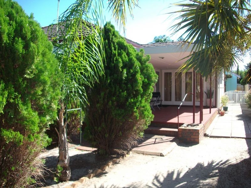 77 St Kilda Road, Rivervale WA 6103