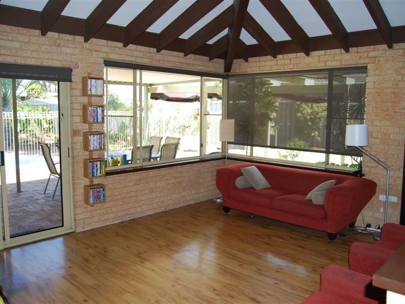 38 Denny Way, Parkwood WA 6147