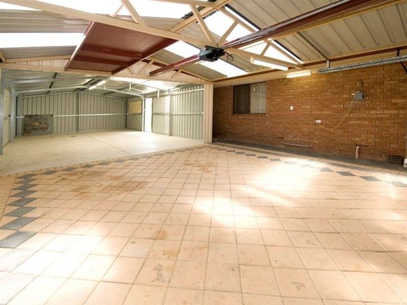 1 Portcullis Drive, Willetton WA 6155