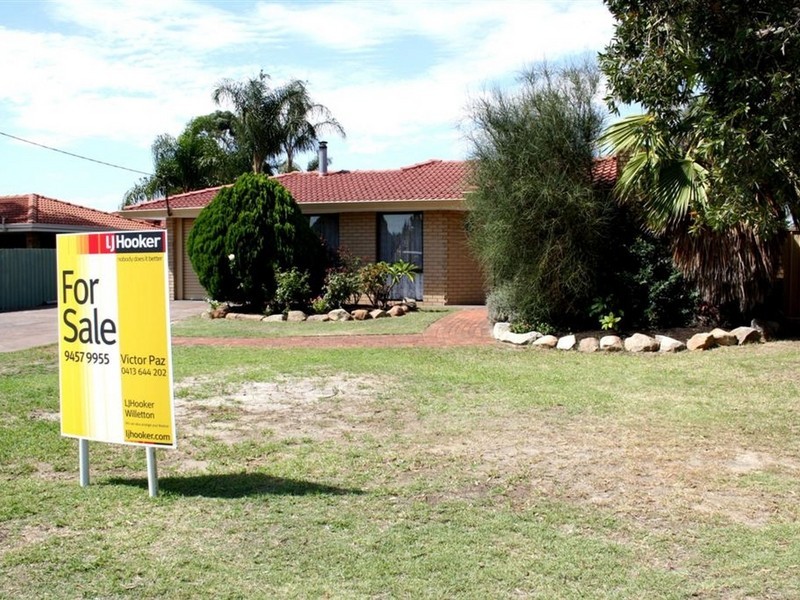 15 Granville Way, Willetton WA 6155