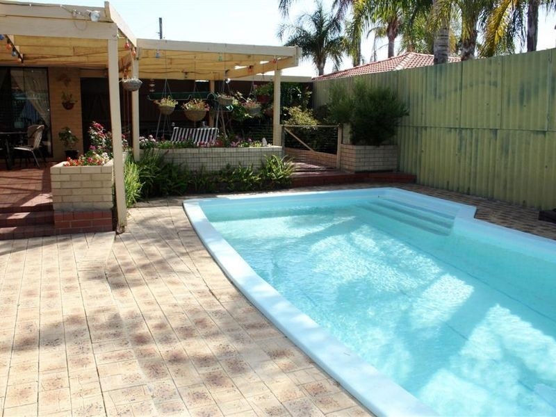 15 Granville Way, Willetton WA 6155