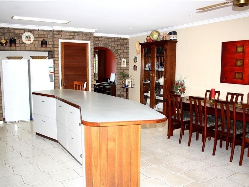 4 Turret Road, Willetton WA 6155