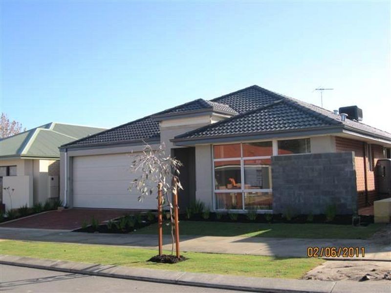 6 Northwood Loop, Thornlie WA 6108