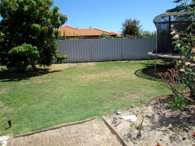 11 Macquarie Way, Willetton WA 6155