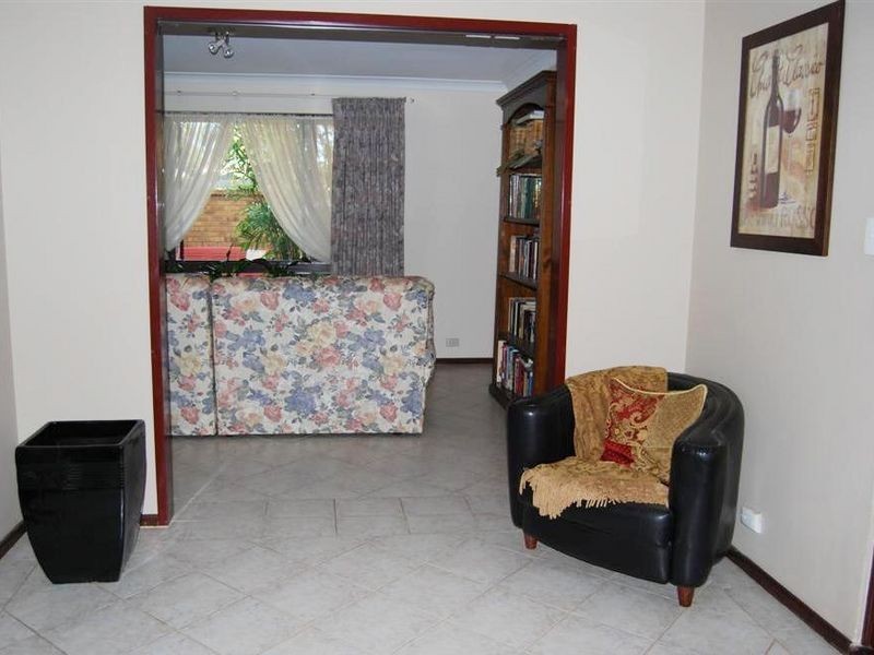 17 Rana Court, Willetton WA 6155