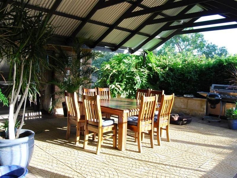 17 Rana Court, Willetton WA 6155