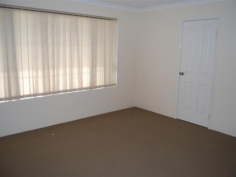 25 Tarradee Circuit, Thornlie WA 6108