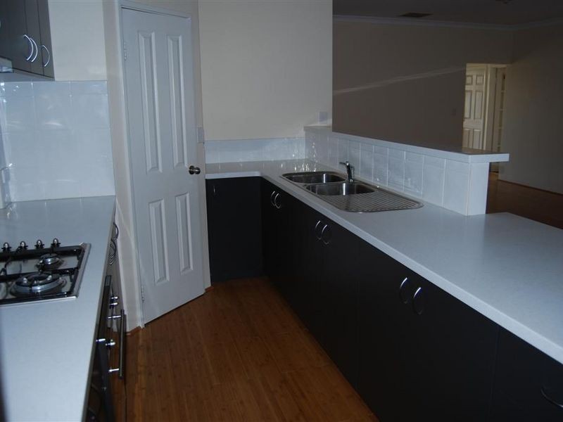 25 Tarradee Circuit, Thornlie WA 6108