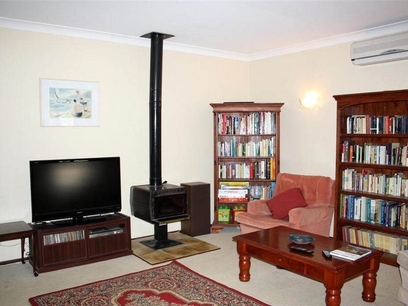 5 Periwinkle Way, Parkwood WA 6147