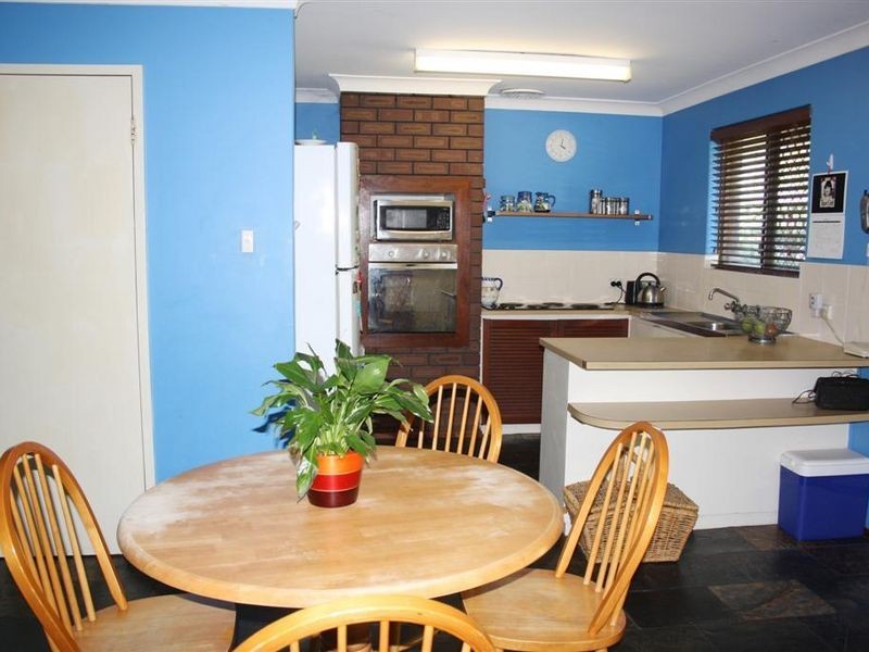 5 Periwinkle Way, Parkwood WA 6147