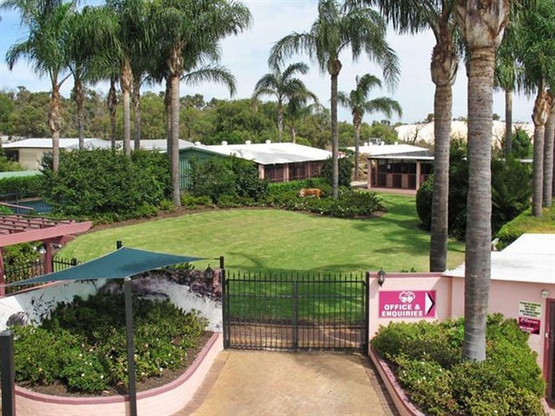 4 Crufts Way, Canning Vale WA 6155