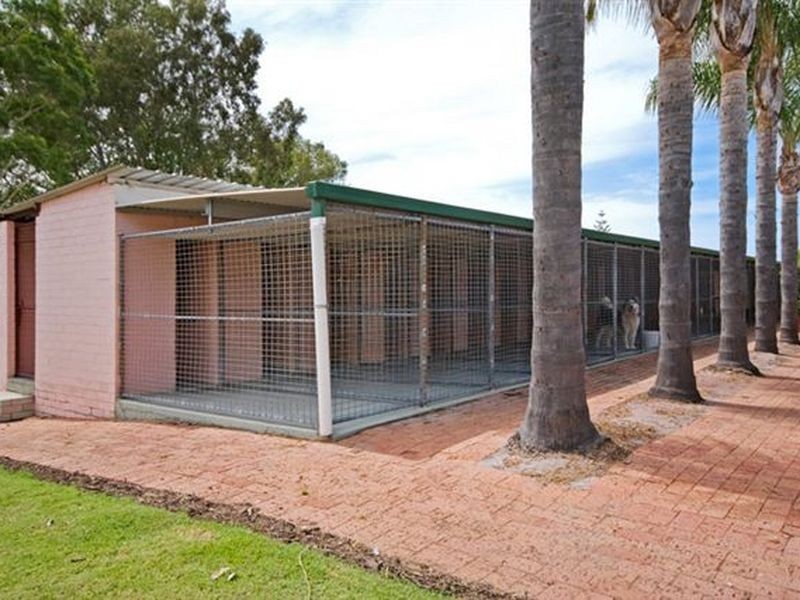 4 Crufts Way, Canning Vale WA 6155