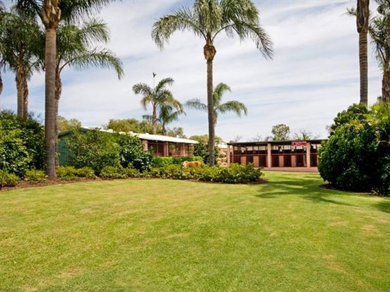 4 Crufts Way, Canning Vale WA 6155