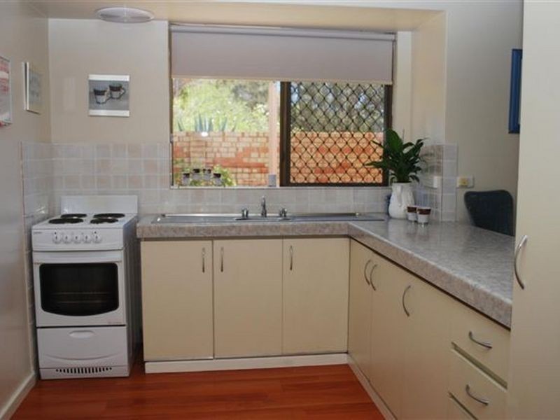 8/79 Barbican Street, Shelley WA 6148