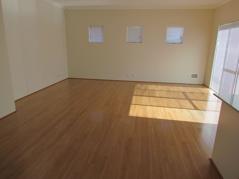 1/9 Surrey Road, Wilson WA 6107