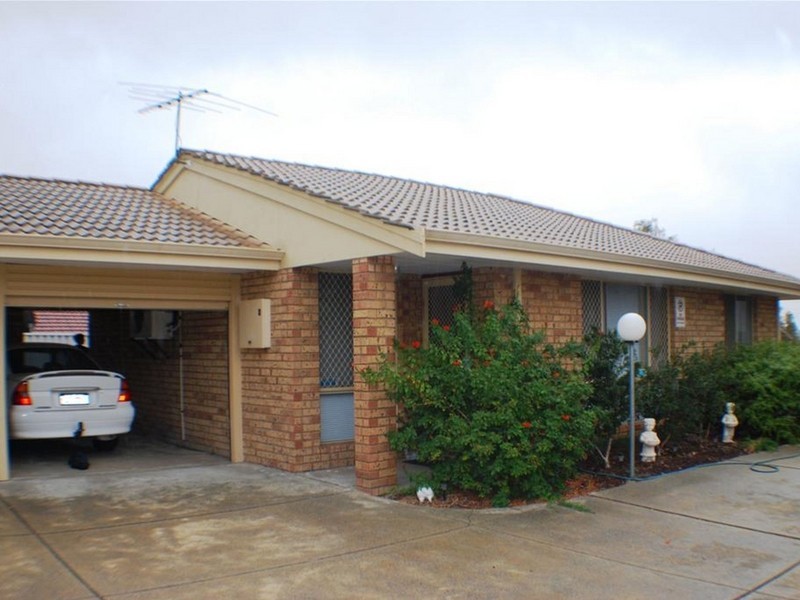 4/6 Neon Close, Parkwood WA 6147