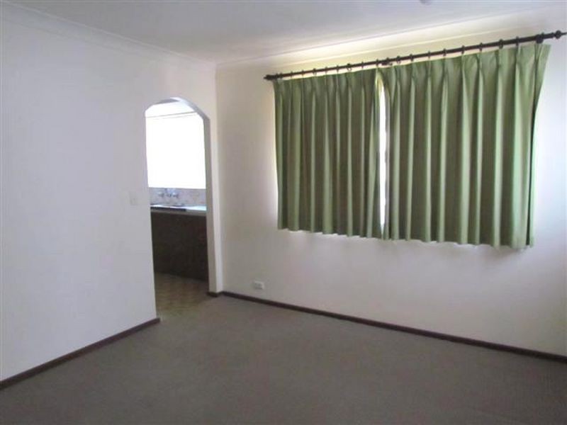 4 Willcock Street, Ferndale WA 6148