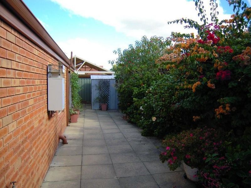 27 Arlington Drive, Willetton WA 6155