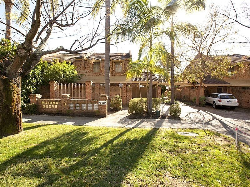 1/3 Hopetoun Street, South Perth WA 6151