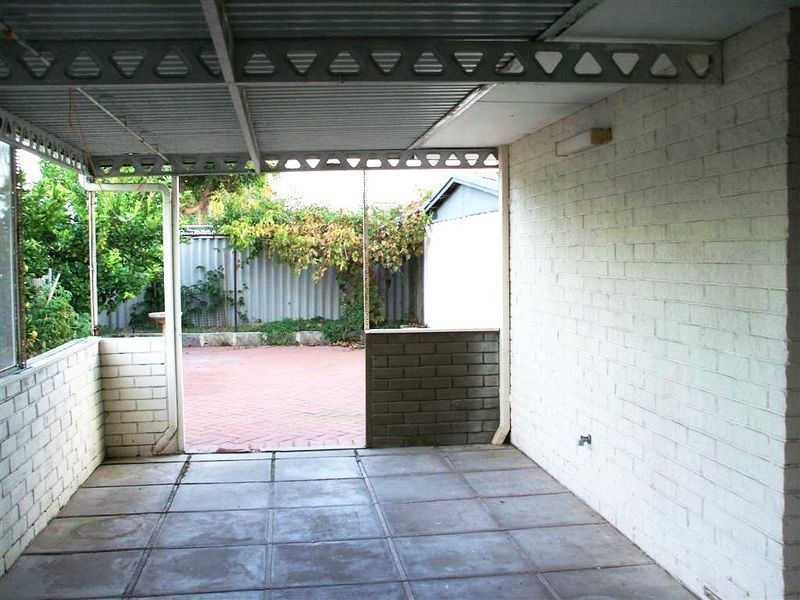 5 Merley Way, Parkwood WA 6147