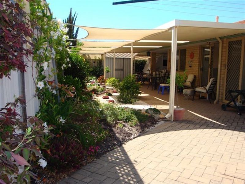 3/8 Grayson Court, Wilson WA 6107