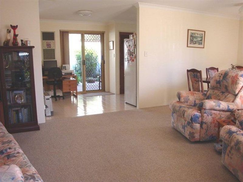 3/8 Grayson Court, Wilson WA 6107
