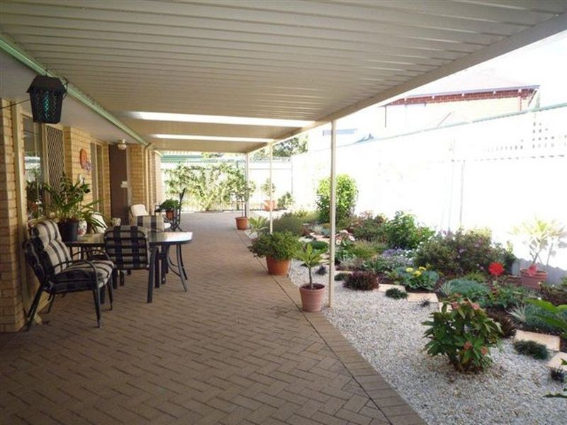 3/8 Grayson Court, Wilson WA 6107
