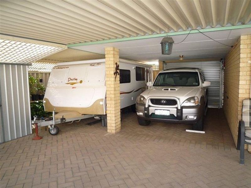 3/8 Grayson Court, Wilson WA 6107