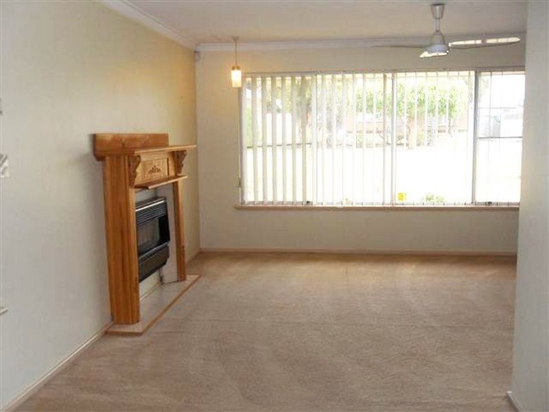 22 Anderson Way, Thornlie WA 6108