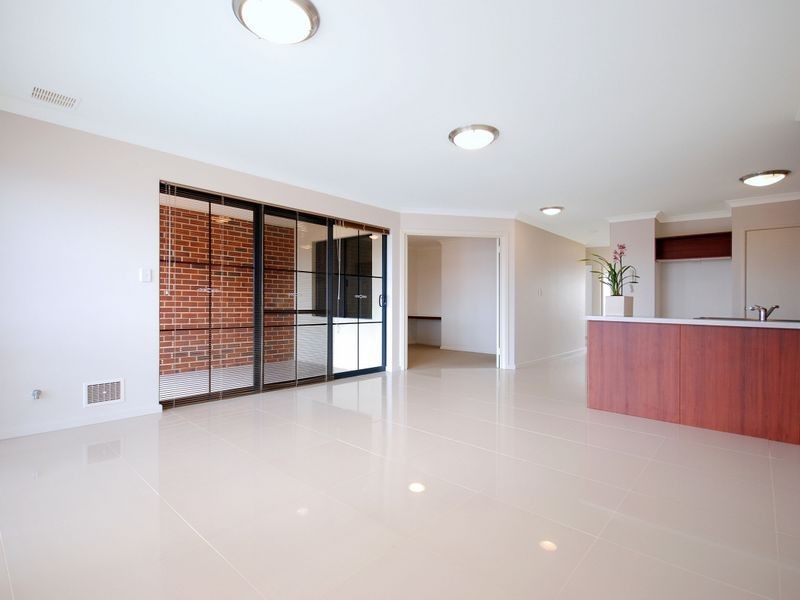 10/4 Lichfield Street, Victoria Park WA 6100